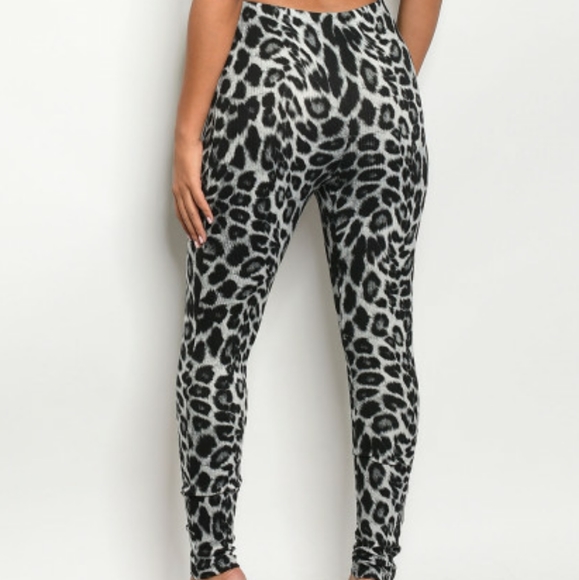 CODIGO BLACK GRAY LEOPARD PRINT TOP & LEGGINGS SET - Picture 4 of 10